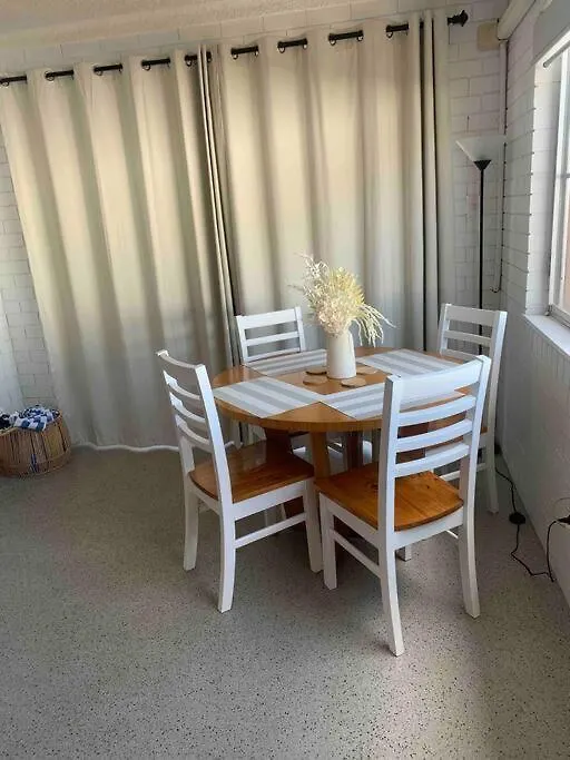 Bribie Get Away Apartment Bongaree